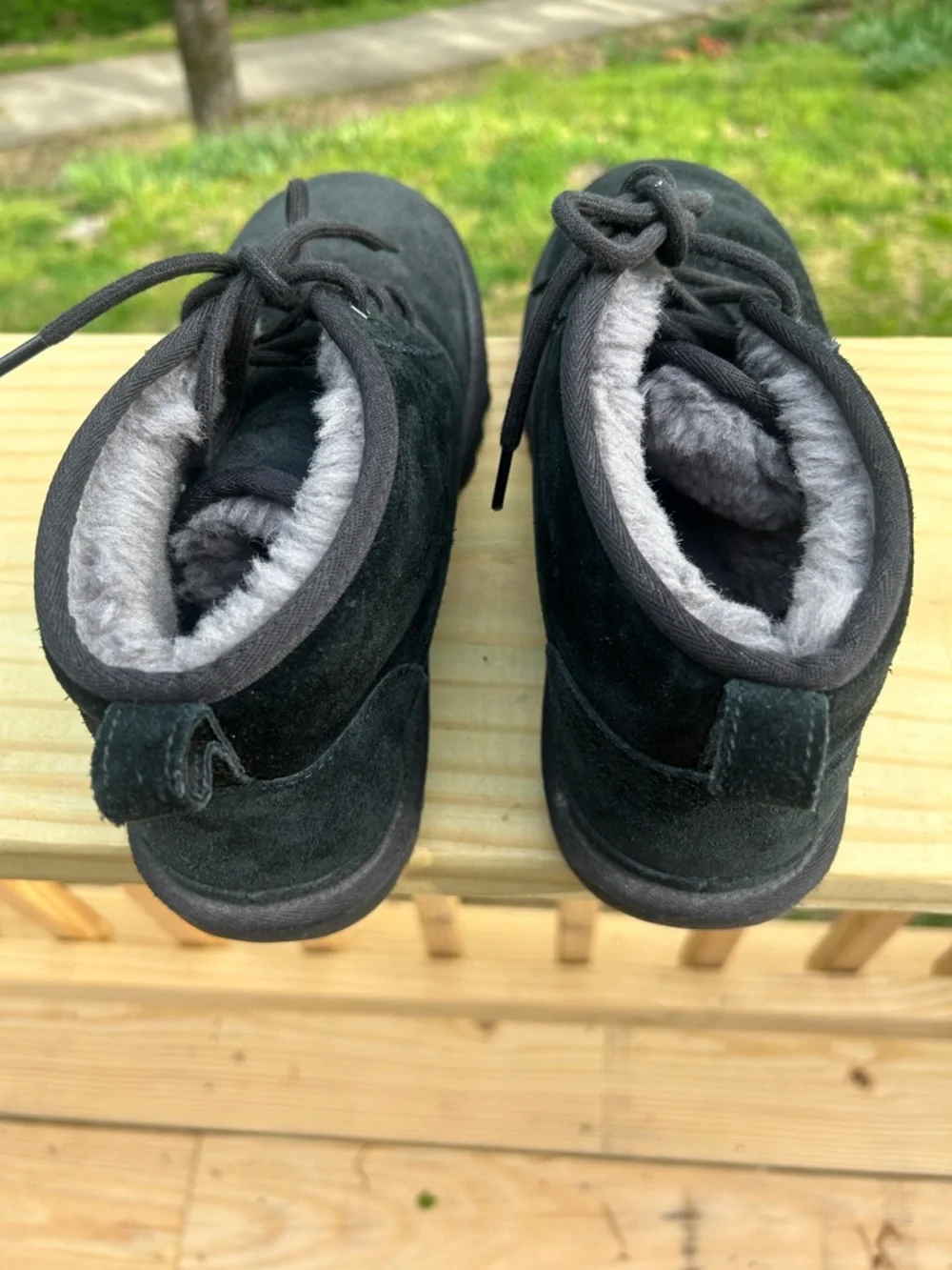 UGG Neumel SIZE 10